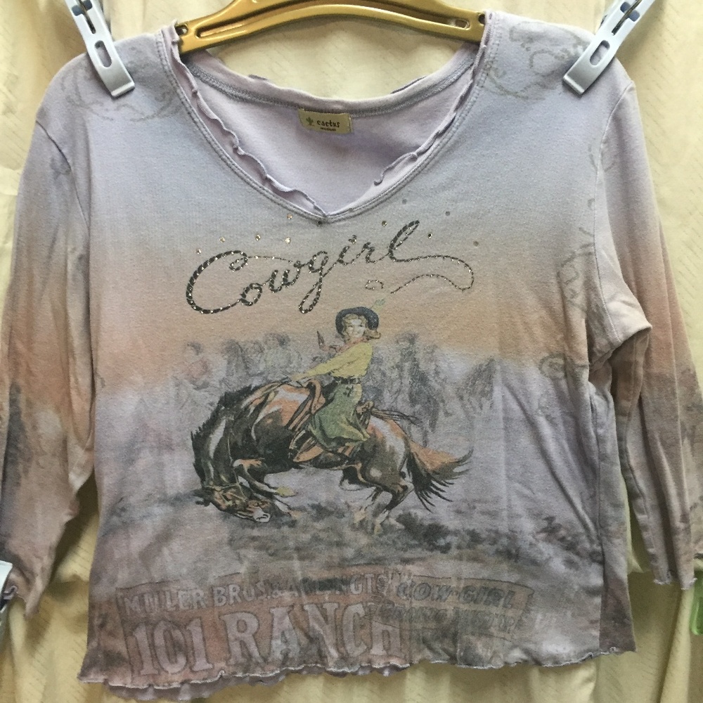 CACTUS COWGIRL HALF SLEEVE JEWELED TEE SHIRT